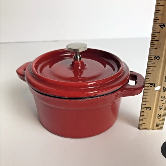 Wolfgang Puck Mini Red Cast Iron Cocotte Dutch Oven with Lid Excellent Condition - Picture 7 of 7